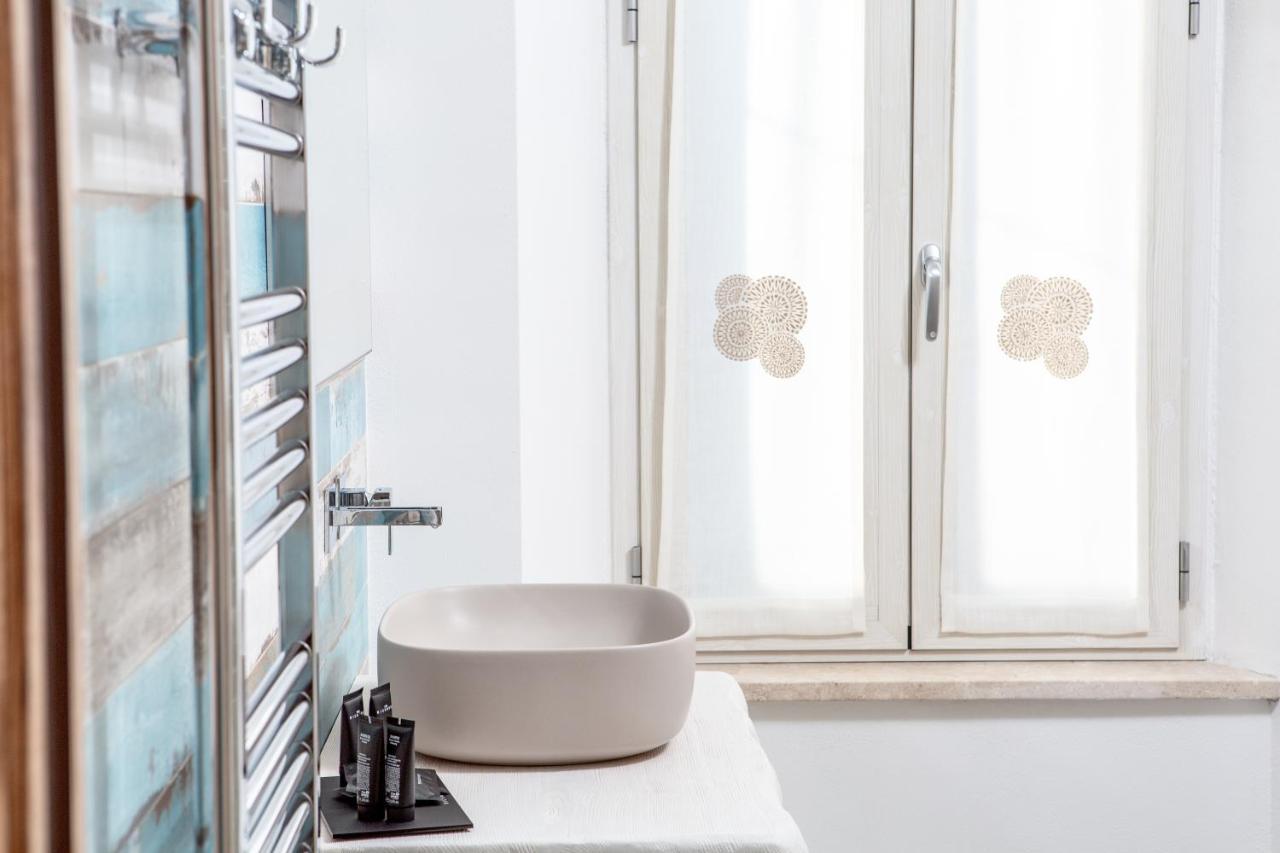 Assaje' Luxury Rooms Санта Тереза Галура Екстериор снимка