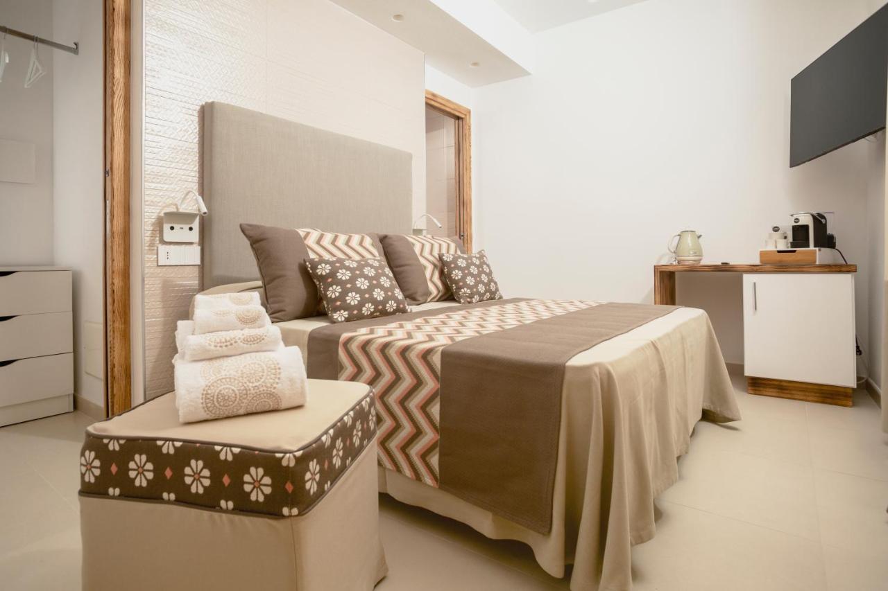 Assaje' Luxury Rooms Санта Тереза Галура Екстериор снимка