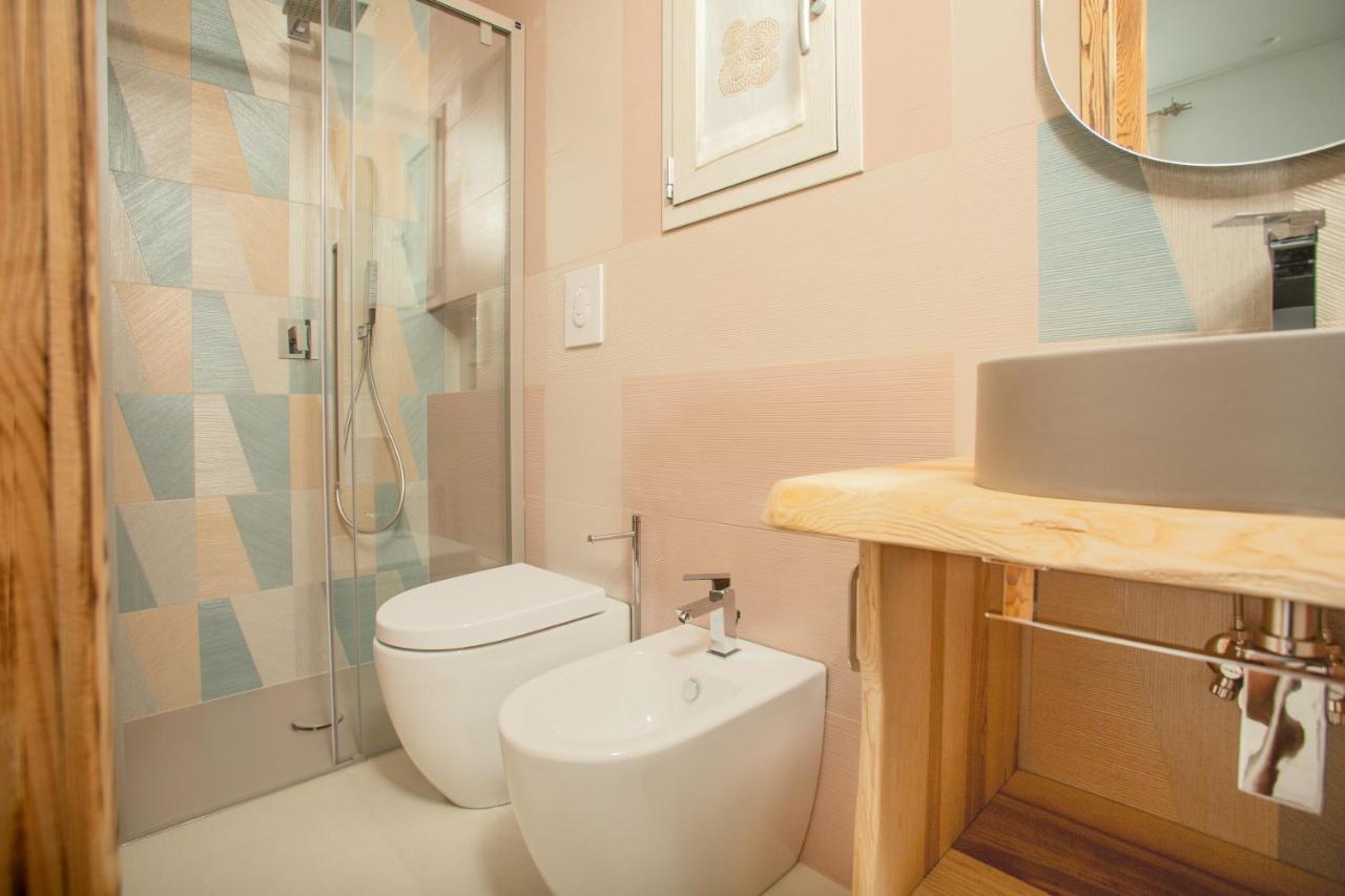 Assaje' Luxury Rooms Санта Тереза Галура Екстериор снимка
