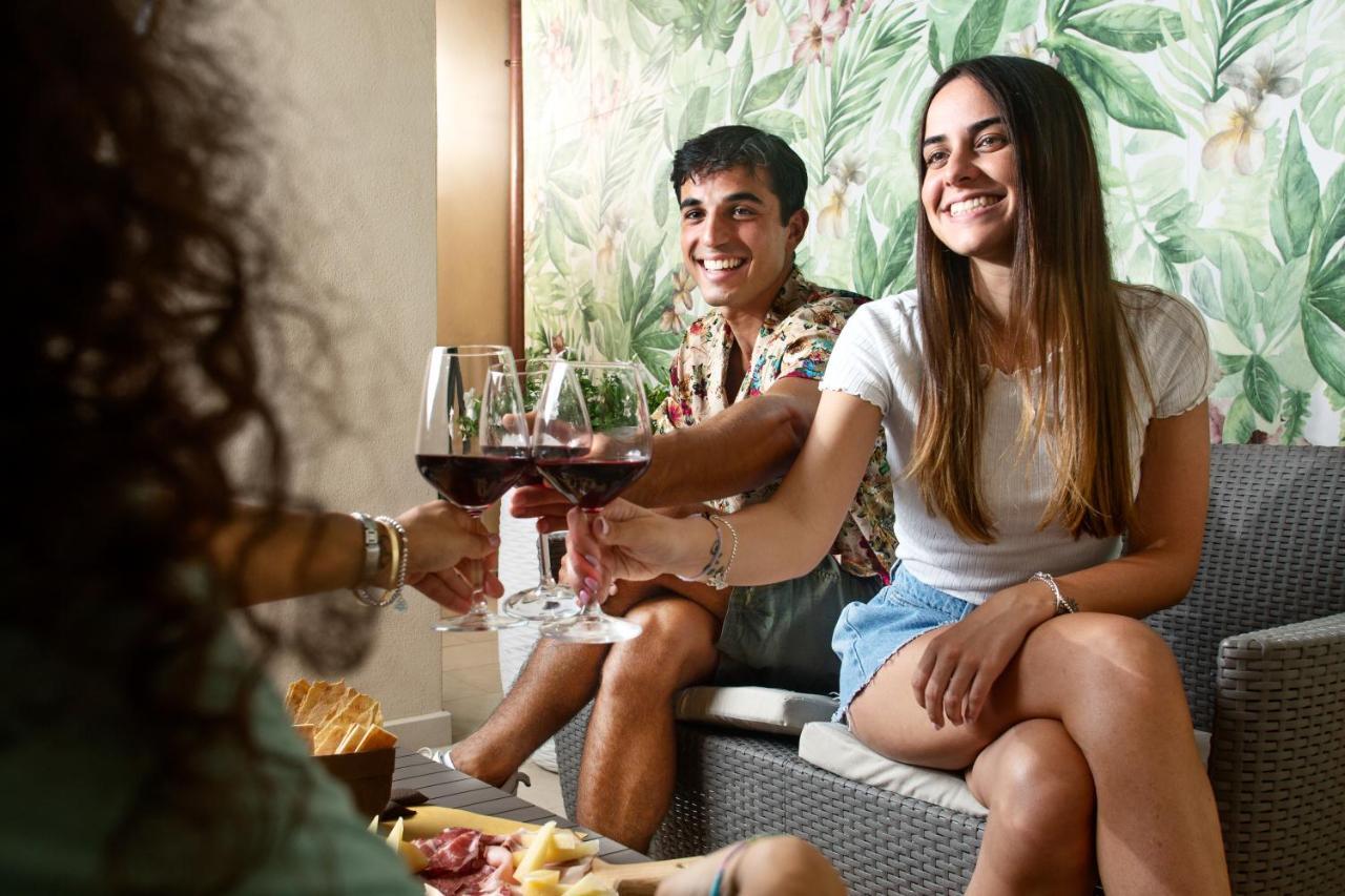 Assaje' Luxury Rooms Санта Тереза Галура Екстериор снимка
